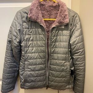 Gently Used. Northface Reversible Girls Jacket (Size 12/14)